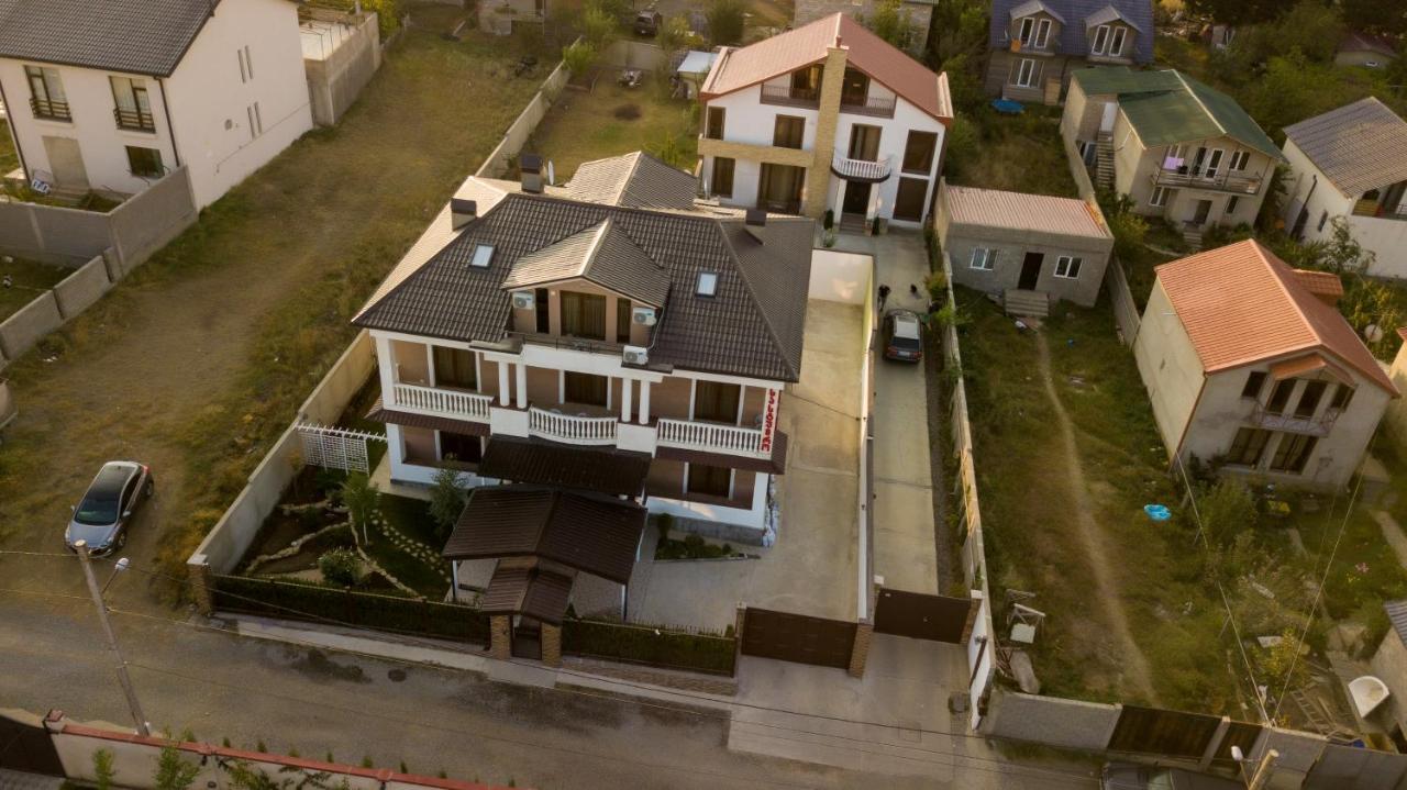 Hotel Salmer Tbilisi Exterior foto